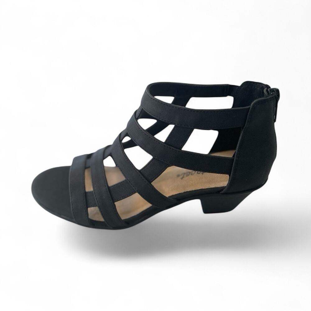 Easy Street Womens Black Sandals Marg Heeled 6 M